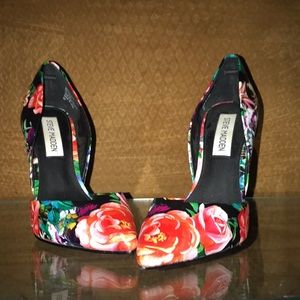 Steve Madden Shoes - Black floral Heels Steve Madden Shoes - Black floral Heels